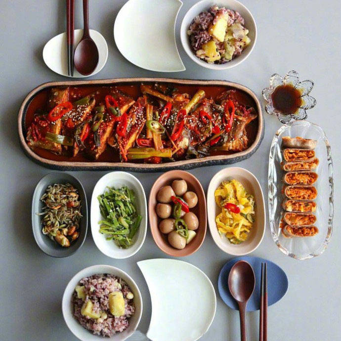 看着就很有幸福感的两人餐 .