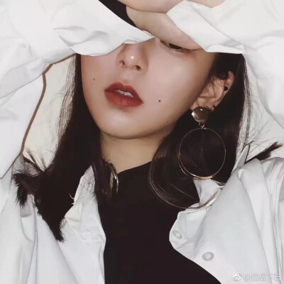 可盐可甜的女生头像
