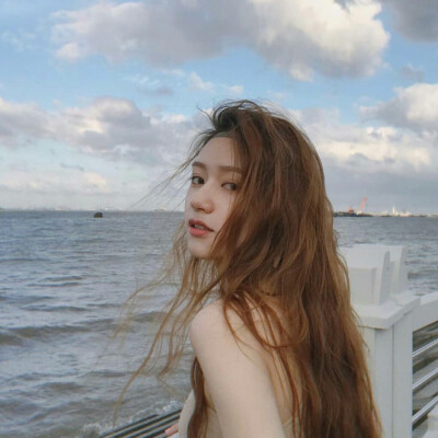 冯曦妤