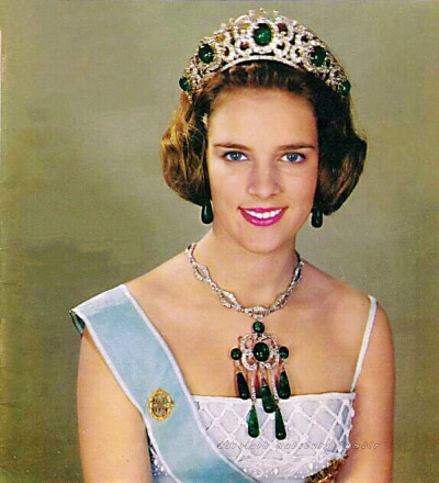 希腊王后安妮玛丽珠宝图片
