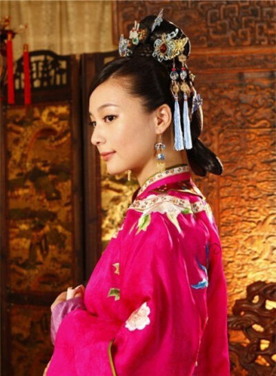 宫锁心玉金枝图片