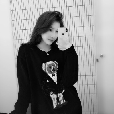 野洵黑白女头