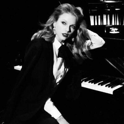 收集   点赞  评论  taylor swift霉霉2017最新专辑《reputation》 0