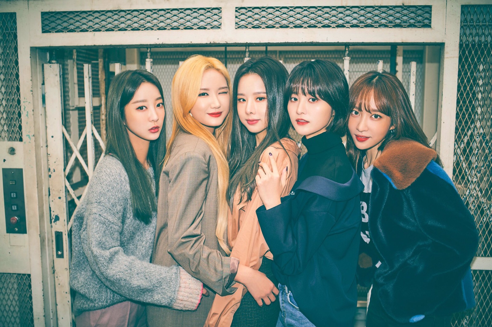 EXID Hopes to Dominate Online Music Charts with its first ever Full Album