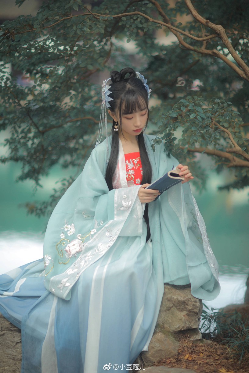 小豆蔻儿