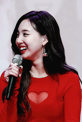 tumblr/喜欢收藏】twice/林娜琏,俞定延,平井桃(momo),凑崎纱夏(sana)