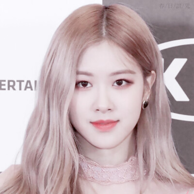 blackpink rose 朴彩英