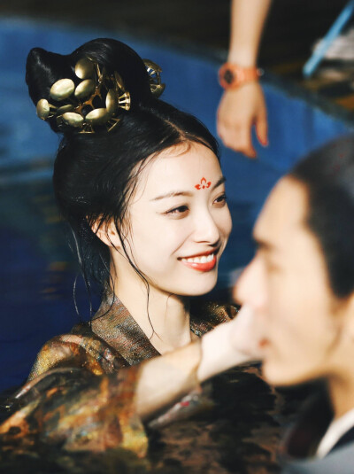 倪妮天盛长歌