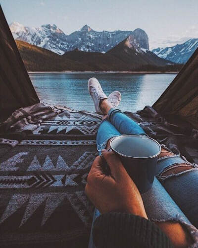 朋友圈背景图情侣背景图聊天背景图关注微信公众号:你的背景图