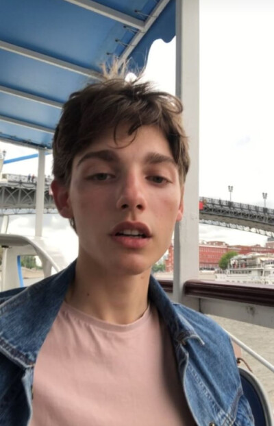 俄罗斯电竞少年