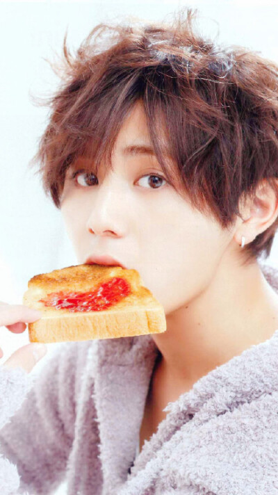 山田凉介