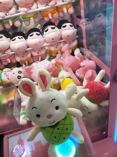 壁纸动态抓娃娃机