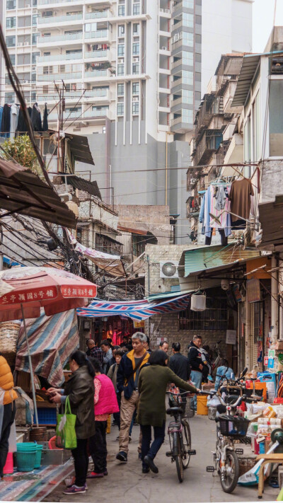 广州· 海珠 · 小巷子里的菜市场