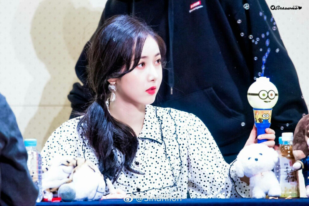黄恩妃sinb