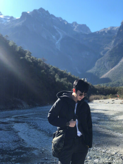 小来 石晶晖