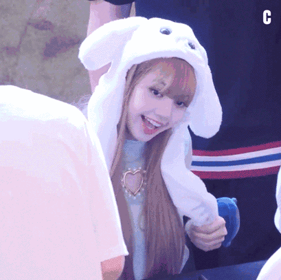 奶兔可甜可咸lisa