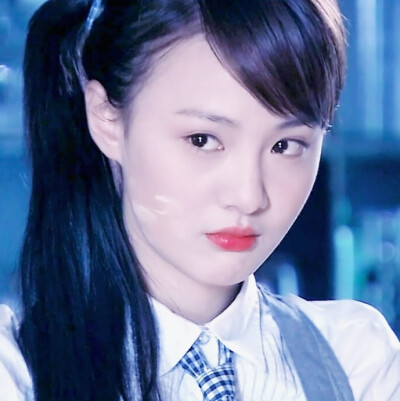 郑爽头像