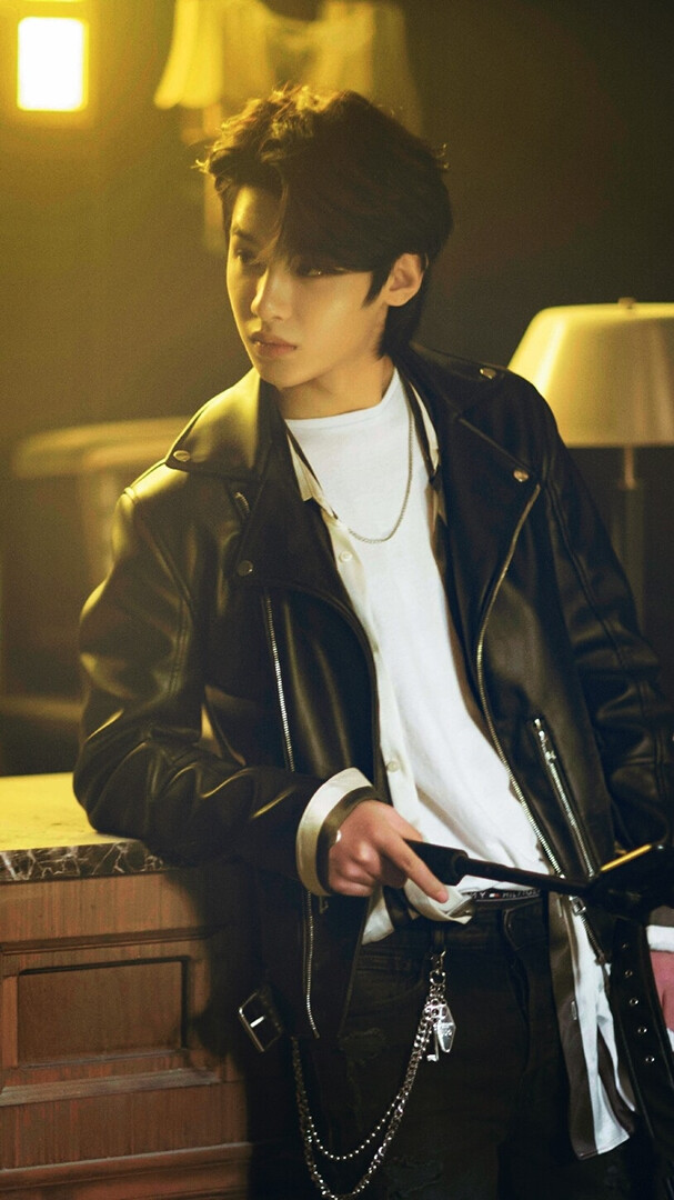 欲· 黄明昊 justin · 高清壁纸
