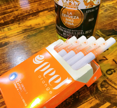 peel橘子爆珠焦油量: 7mg 绒面新式包装, 开包能闻到一股橘子清香,果