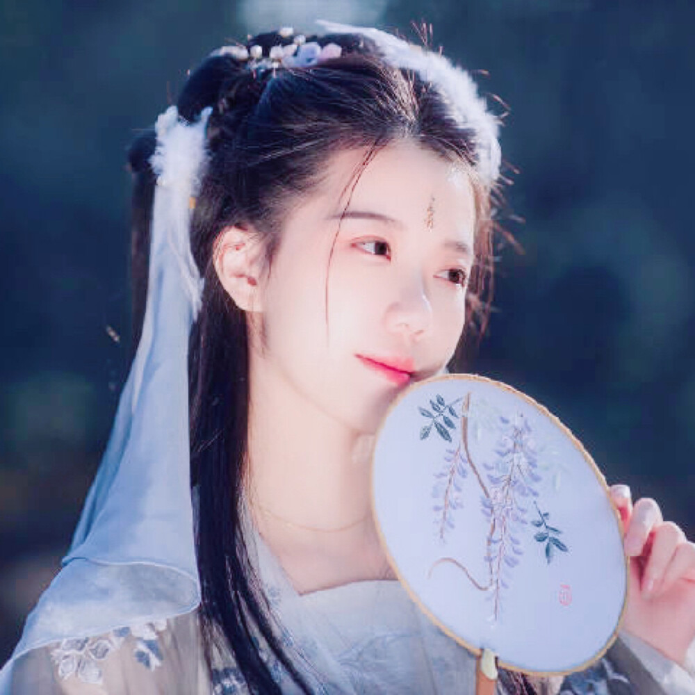 野洵 真人古风女