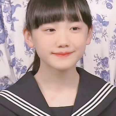 芦田菜爱头像