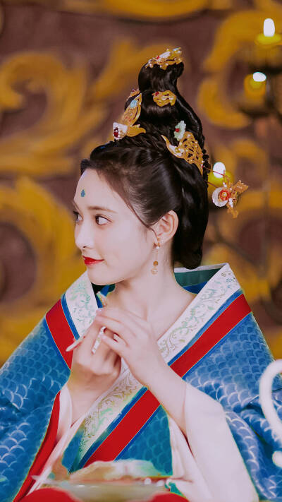 古装女