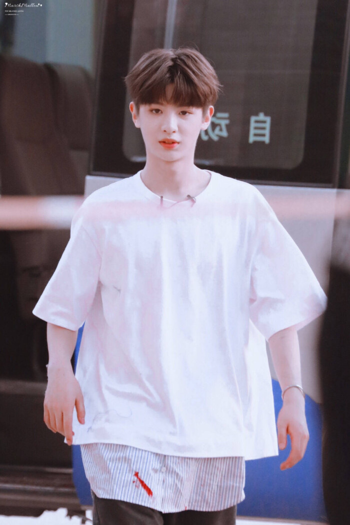 黄明昊 贾富贵 justin 昊哥密室大逃脱录制路透图白衣校草学长啊