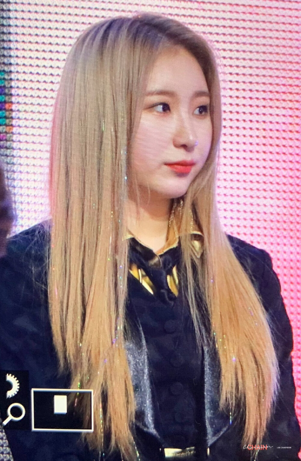 izone/李彩演/李彩燕/李彩讌/小羽毛/chaeyeon/iz*one logo 禁止二改!