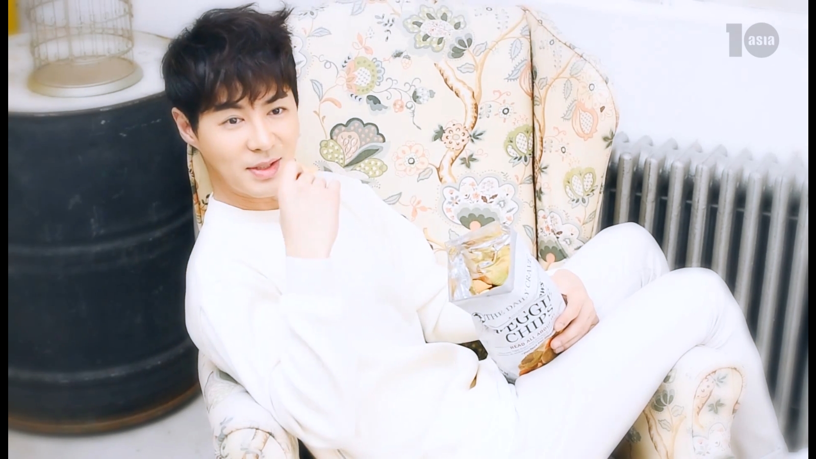 白色毛衣junjin - 堆糖,美图壁纸兴趣社区