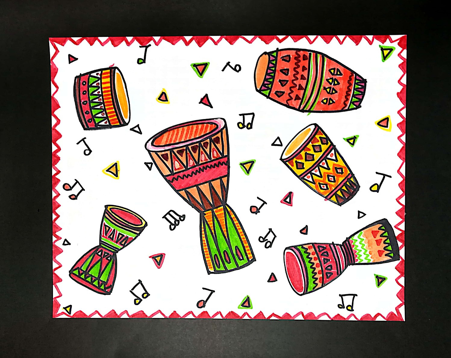非洲鼓简笔画带颜色图片