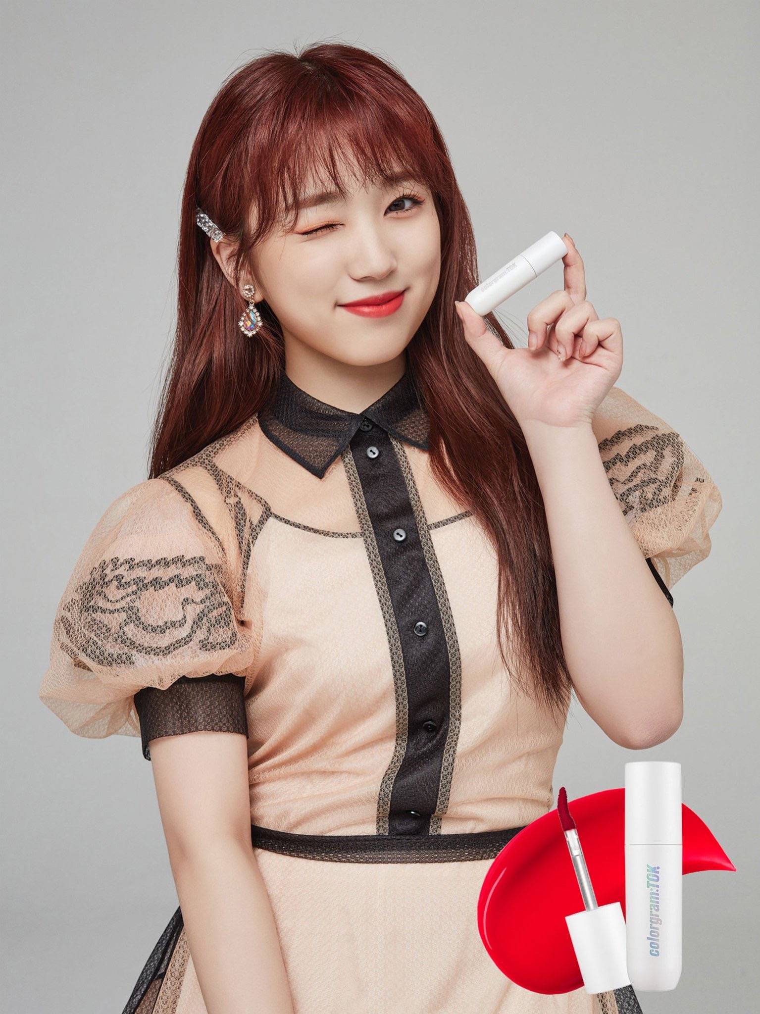 崔艺娜 安宥真 矢吹奈子 权恩菲 姜惠元 本田仁美 金彩元 金珉周 李彩