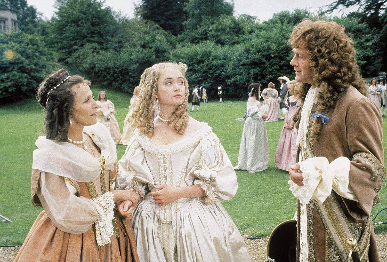 有趣的老片《女士与路贼》,这是把巴洛克盛期的女装与发型还原得最好