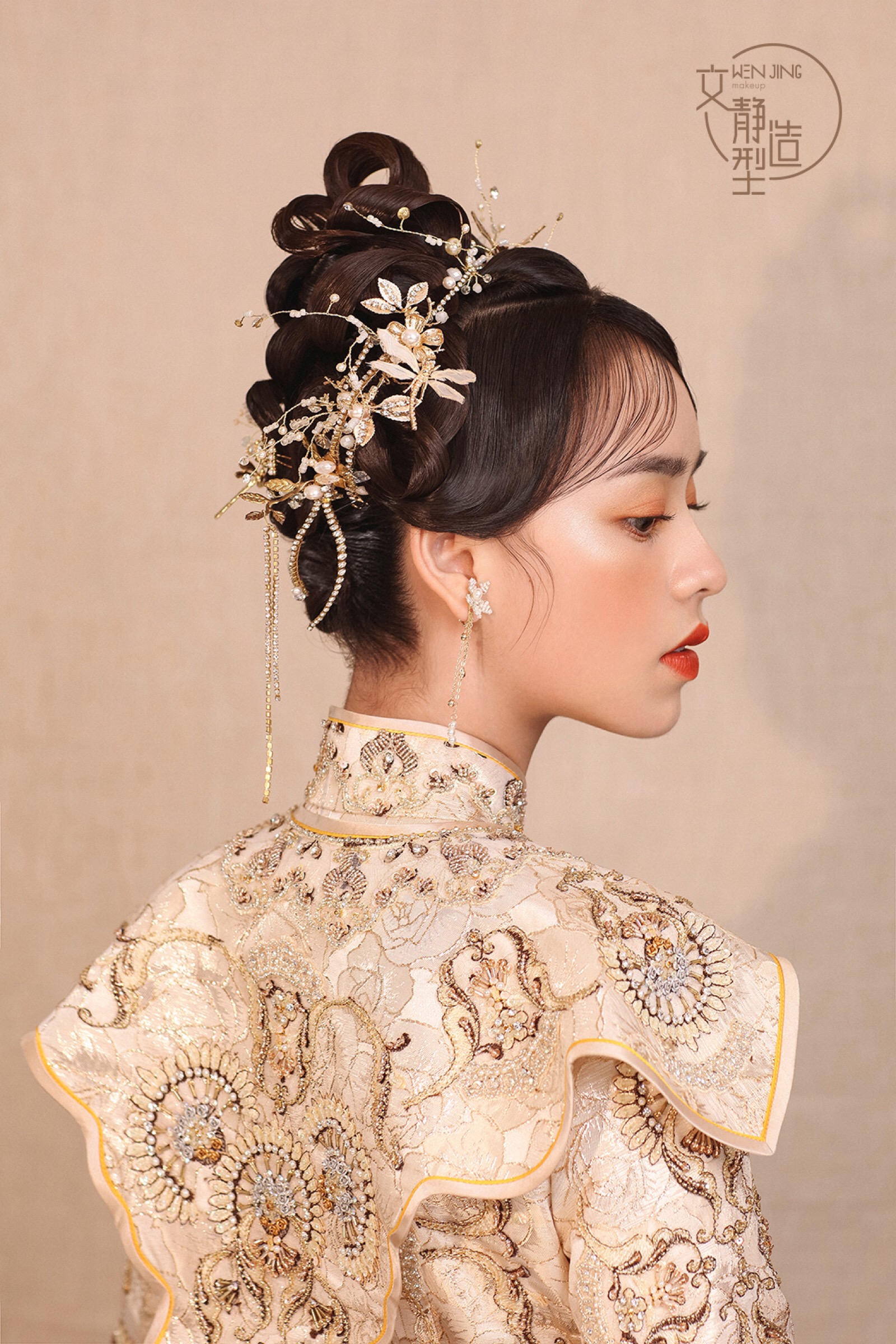 中式新娘造型 中式卷筒造型 新娘造型 新娘发型 新娘化妆 清浅中式