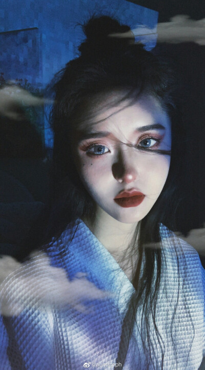 背景图宝藏女孩