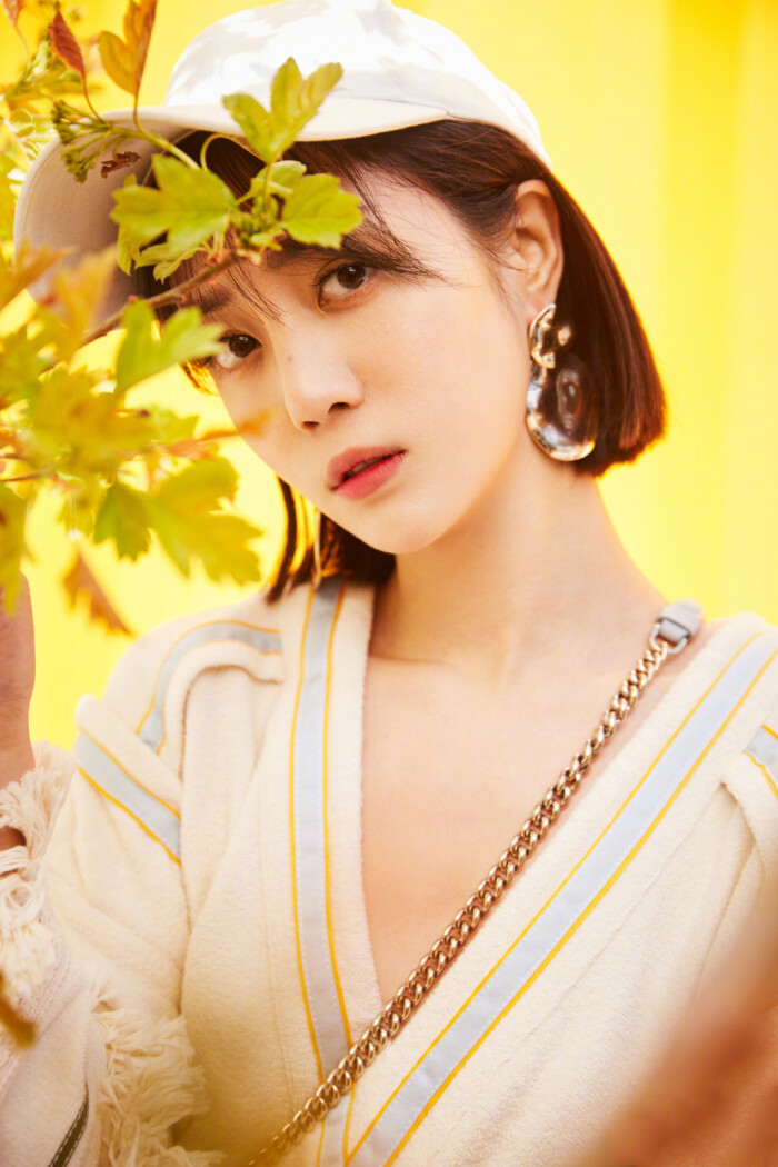 李溪芮时尚视频街拍的性感舞郑亦桐热在性感中封神图片