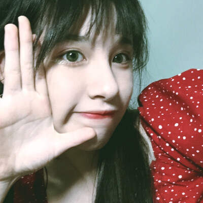 [真人女头像]の江矜妙自截