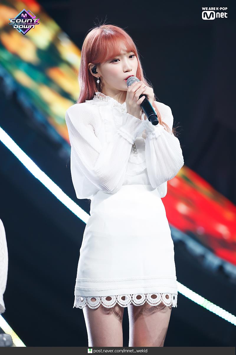 izone 张元英 宫脇咲良 曹柔理 崔睿娜 安宥真 矢吹奈子 权恩菲