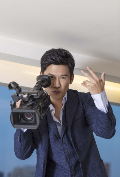 2011年首次与妈妈王馥荔合作出演400_589竖版 竖屏