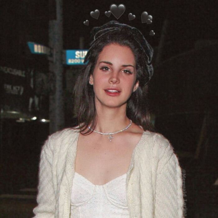 lanadelrey图片,lanadelrey抽烟图片 lana del rey打雷