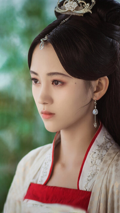 新白娘子传奇-白素贞-鞠婧祎饰