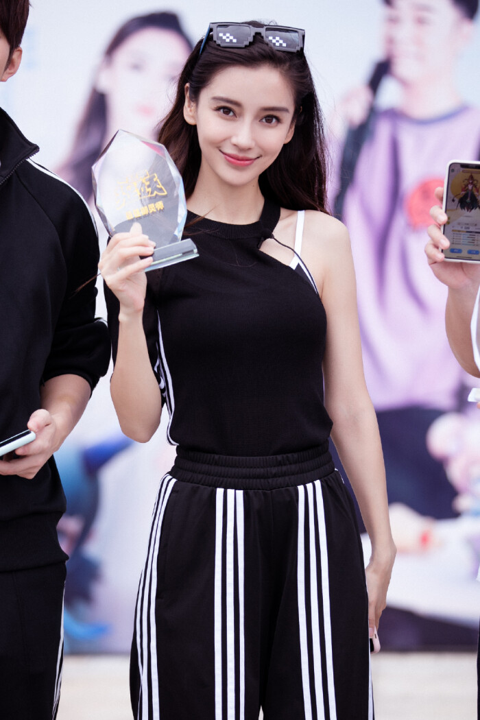 杨颖angelababy漂亮,杨颖angelababy牛仔裤 angelababy