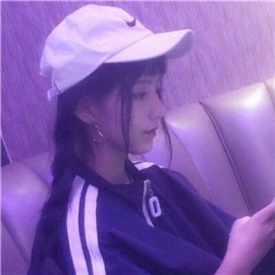女生头像真人复古