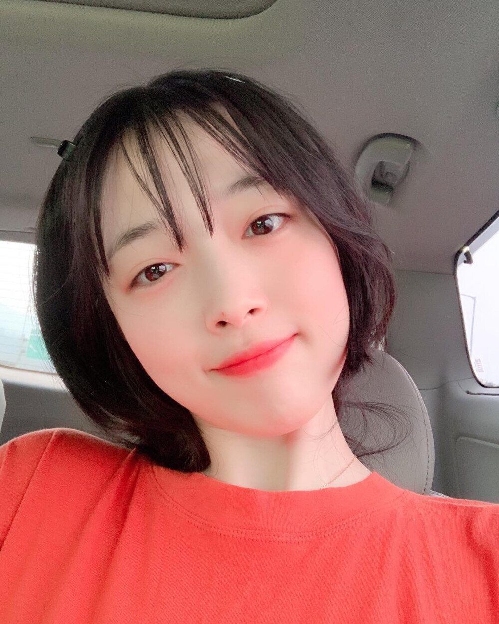 崔雪莉sulli ins:jelly