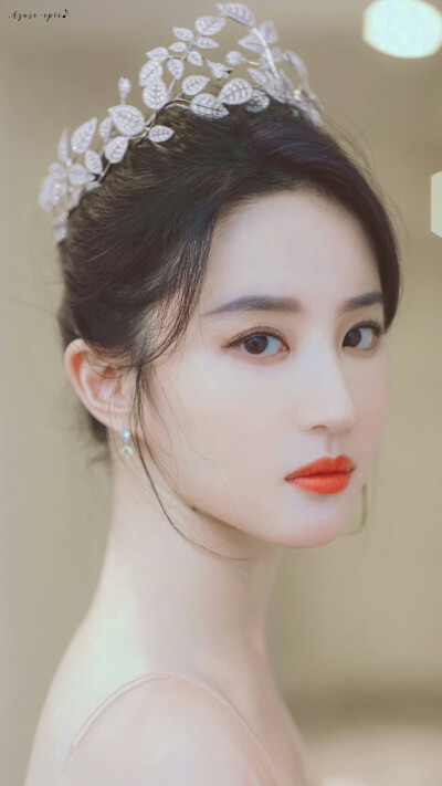刘亦菲