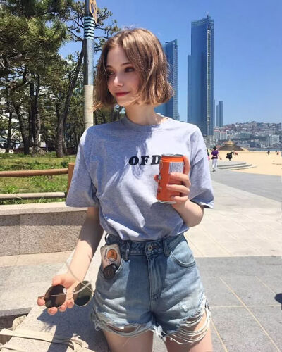 chloe德国模特儿,号称童话里的妖精级别美