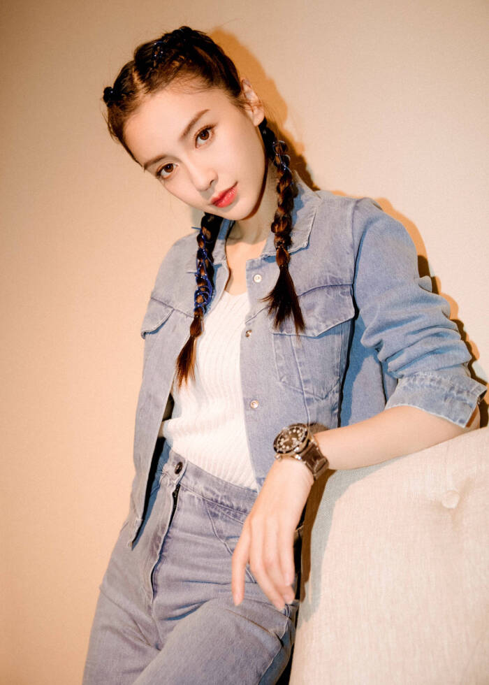 ab @angelababy // 蠢萌少女颖