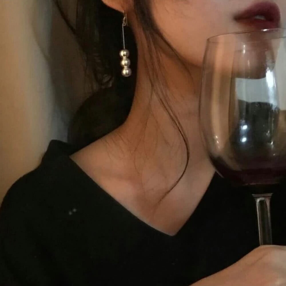 黑色系女生头像