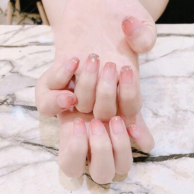 果冻美甲