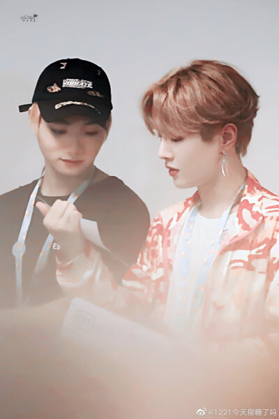 李汶翰李振宁头像