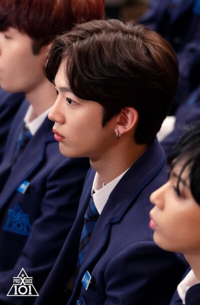 producex101 金曜汉 ins:y_haa.